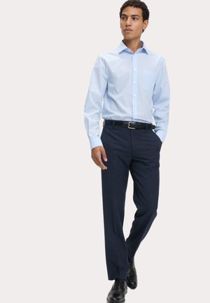 Marks & Spencer, 3PK REGULAR FIT EASY IRON SHIRTS - Camicia - blue mix