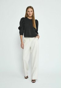 PEPPERCORN 3/4 PUFF SLEEVE - Felpa - black