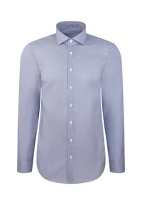 Camicia da uomo a maniche lunghe di colore azzurro chiaro con bottoni bianchi e colletto a punta, mostrata frontalmente su uno sfondo bianco.