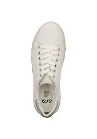 Sneaker in pelle bianca con punta rotonda, lacci piatti e superficie testurizzata. All'interno presenta una soletta imbottita con il nome del marchio stampato.
