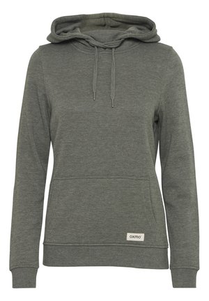 Zelená mikina s kapucňou vyrobená z mäkkej tkaniny, s prednou vreckom, sťahovacou kapucňou a manžetami a lemom s rebrovaním. Nálepka na spodnej strane.