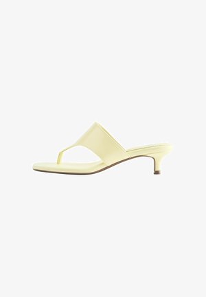 PULL&BEAR, HEELED SANDALS - Zehentrenner - yellow