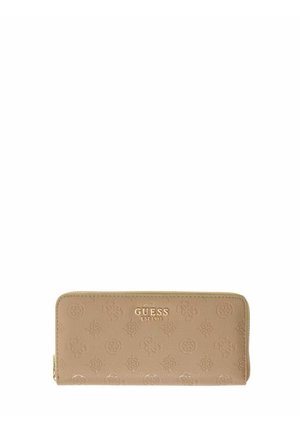 Portafoglio beige GUESS con zip intorno, loghi in rilievo e nome del marchio dorato con anno di fondazione sulla parte frontale.