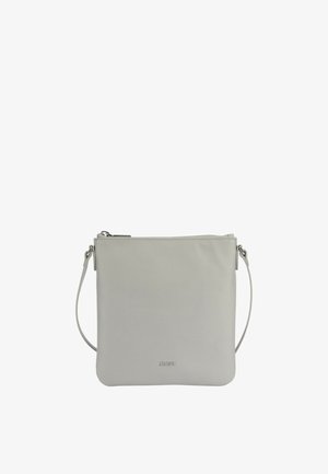 Svetlošedá kožená crossbody taška s hladkou textúrou, zipsovým uzatváraním a štíhlym nastaviteľným popruhom. Má minimalistický dizajn.