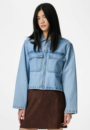 PCRATE - Džinsinis švarkelis - light blue denim