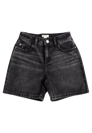 Czarne szorty denimowe z zapięciem na przedni guzik i zamek błyskawiczny, szlufkami na pasek oraz pięcioma kieszeniami, ułożone płasko na białym tle.