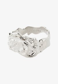 Unselected, silver-coloured