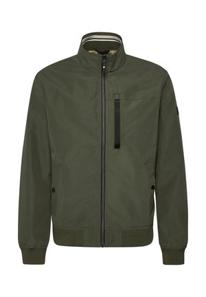 Veste pour hommes couleur vert olive avec col montant, fermeture éclair à l'avant, poche poitrine zippée, deux poches latérales à bouton-pression, et poignets et ourlet côtelés.