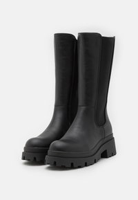 ONLY SHOES ONLDOJA - Stivali con plateau - black