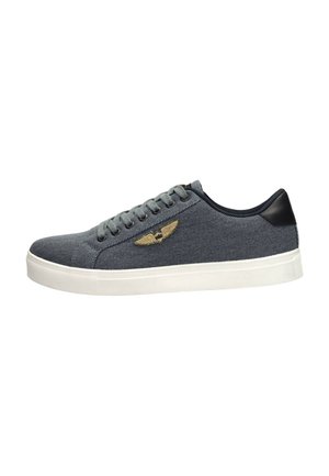 BEECHBURD - Trainers - blauw