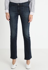 Abercrombie & Fitch Vaqueros bootcut - dark-blue denim