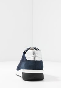 LOVE OUR PLANET by MARCO TOZZI Sneaker low - navy