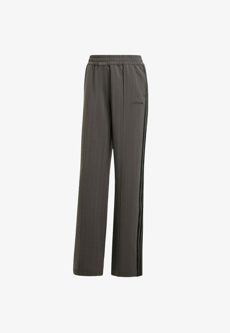adidas Originals TAILORED - Pantaloni sportivi - shadow olive/oliva - Zalando.it adidas Originals TAILORED - Pantaloni sportivi - shadow olive/oliva - Zalando.it