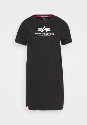 Schwarzes T-Shirt-Kleid mit kurzen Ärmeln aus Baumwolle, ausgestattet mit einem weißen "ALPHA INDUSTRIES"-Logo und seitlichen Schlitzen für einen bequemen Tragekomfort.