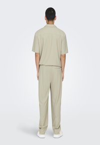 Only & Sons ONSSINUS  - Pantalones - moonstruck