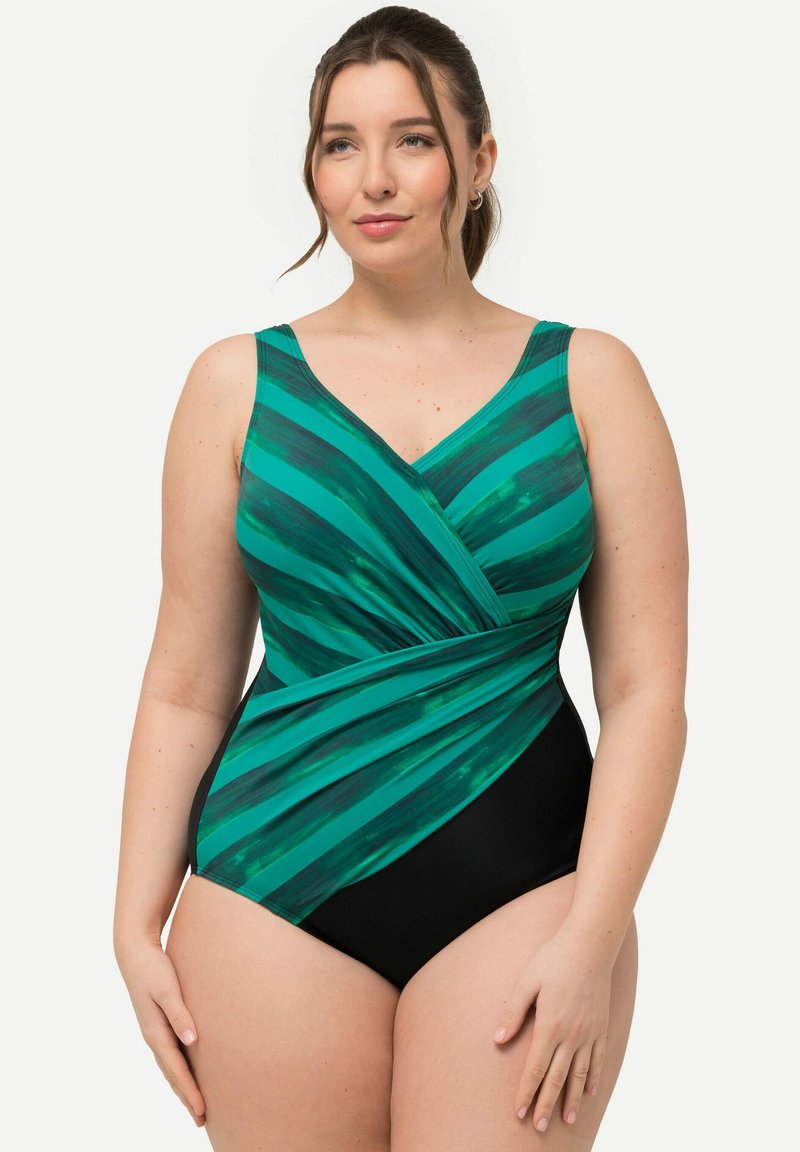 Maillot de bain une pièce vert et noir avec des rayures verticales, un décolleté en V et un détail en vrille à l'avant ; fabriqué en tissu lisse et extensible.