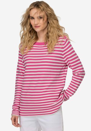 Maglione a maniche lunghe con strisce orizzontali rosa e bianche, scollatura rotonda e vestibilità rilassata. Il tessuto sembra morbido con una leggera trama.