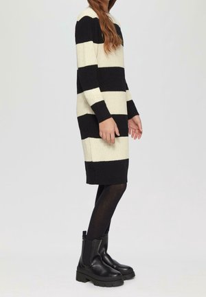 s.Oliver, Robe pull - sand