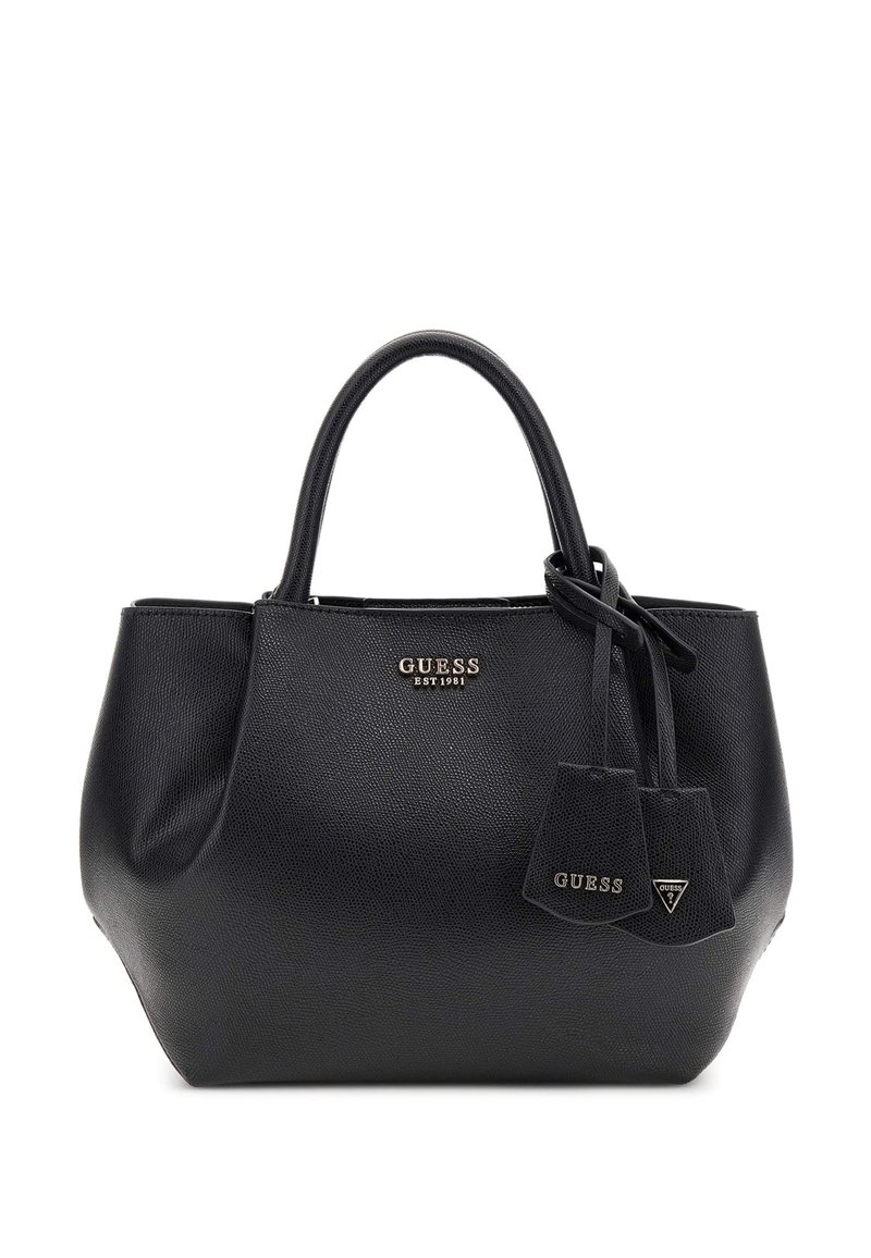 Sac à main synthétique noir avec une finition texturée, des poignées doubles et des accents de logo. Il présente une forme structurée et des étiquettes amovibles.