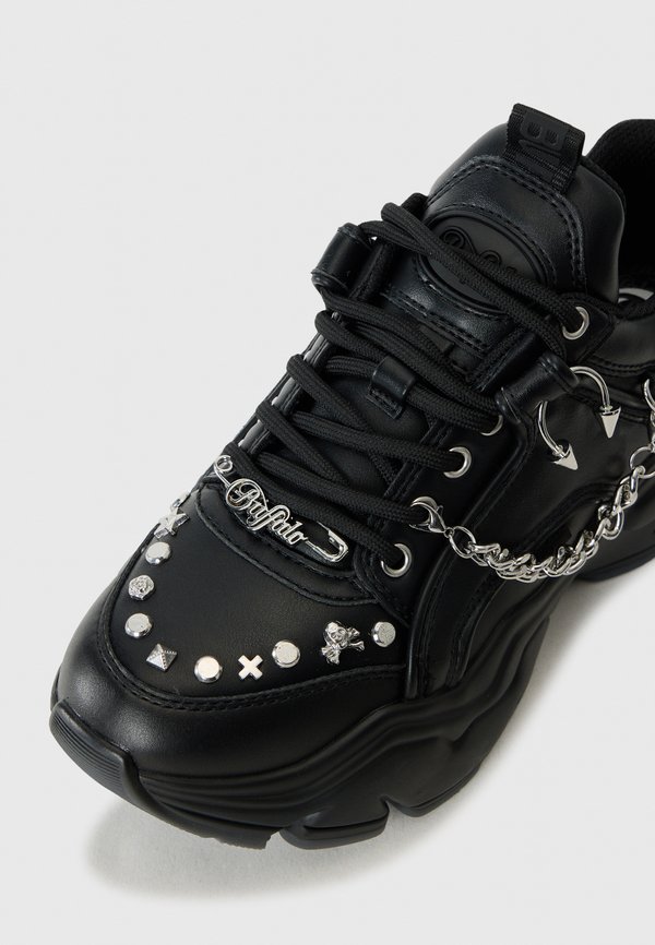 BINARY PUNK - Trainers4