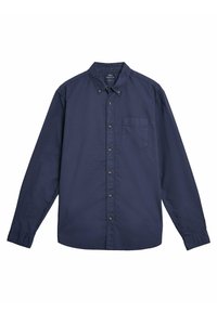 Marinblå långärmad skjorta, med knappstängning, har en enda bröstficka, rundad fåll och kontrasterande knappar, tillverkad av ett mjukt tyg.