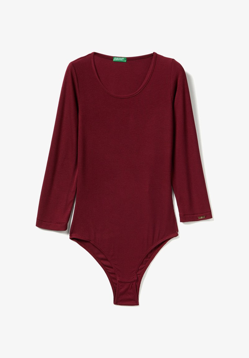 Body a maniche lunghe in jersey bordeaux con scollatura a U e chiusura a pressione nel cavallo, steso su uno sfondo bianco.