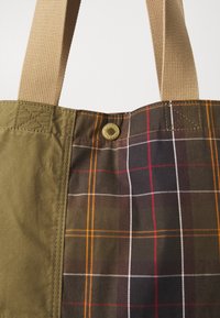 Barbour PATCHWORK TOTE BAG UNISEX - Τσάντα Tote - dusky green