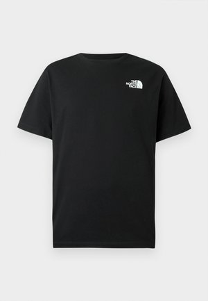 Maglietta nera in cotone con maniche corte, collo rotondo e logo bianco sul petto a sinistra. Design semplice, senza ornamenti.