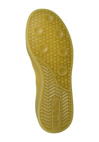 Suela de zapato de goma, color amarillo, con puntos y estrías texturizados para mejorar el agarre. El logo en relieve y los bordes suaves realzan el diseño estructural.