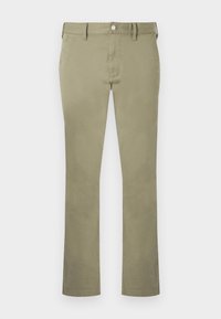 Καφέ χακί παντελόνι με ίσια μπατζάκια, κατασκευασμένο από ελαφρύ βαμβακερό ύφασμα, με τυπική ζώνη μέσης και κλείσιμο με ένα κουμπί.