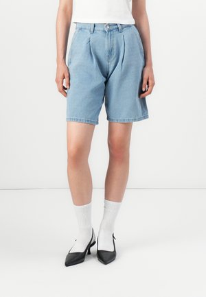 ONLY ONLIVY WIDE - Džinsiniai šortai - light blue denim