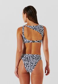 KARL LAGERFELD ASYMMETRICAL  - Gornji dio bikinija - animal elektrika black pattern