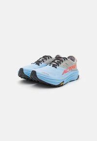 Altra MONT BLANC CARBON - Trail tekaški čevlji - gray/blue