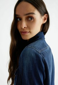 LIU JO Gombos blúz - blue denim
