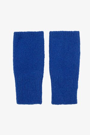 Gants sans doigts bleus en matériau doux et texturé. Les poignets côtelés assurent un ajustement confortable. Design simple avec une couleur uniforme.
