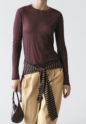 Long sleeved top - bordeaux