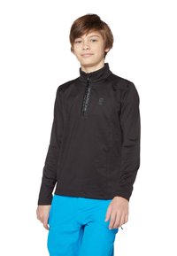 Schwarzer Langarmpullover mit einem Halbzip-Kragen, der ein Logo auf der Brust und strukturierte Stoffe aufweist. Getragen über leuchtend blauen Hosen.
