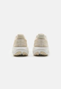 New Balance FRESH FOAM X 1080 V13 - Utcai futócipők - timberwolf