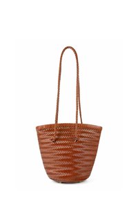 Borsa tote intrecciata marrone, con due manici intrecciati, base arrotondata e motivo testurizzato in tutto il suo corpo.