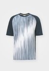 PERFORMANCE - T-Shirt print - print perf/navy