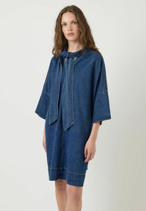 LIRA 3/4-ARM - Spijkerjurk - medium blue denim