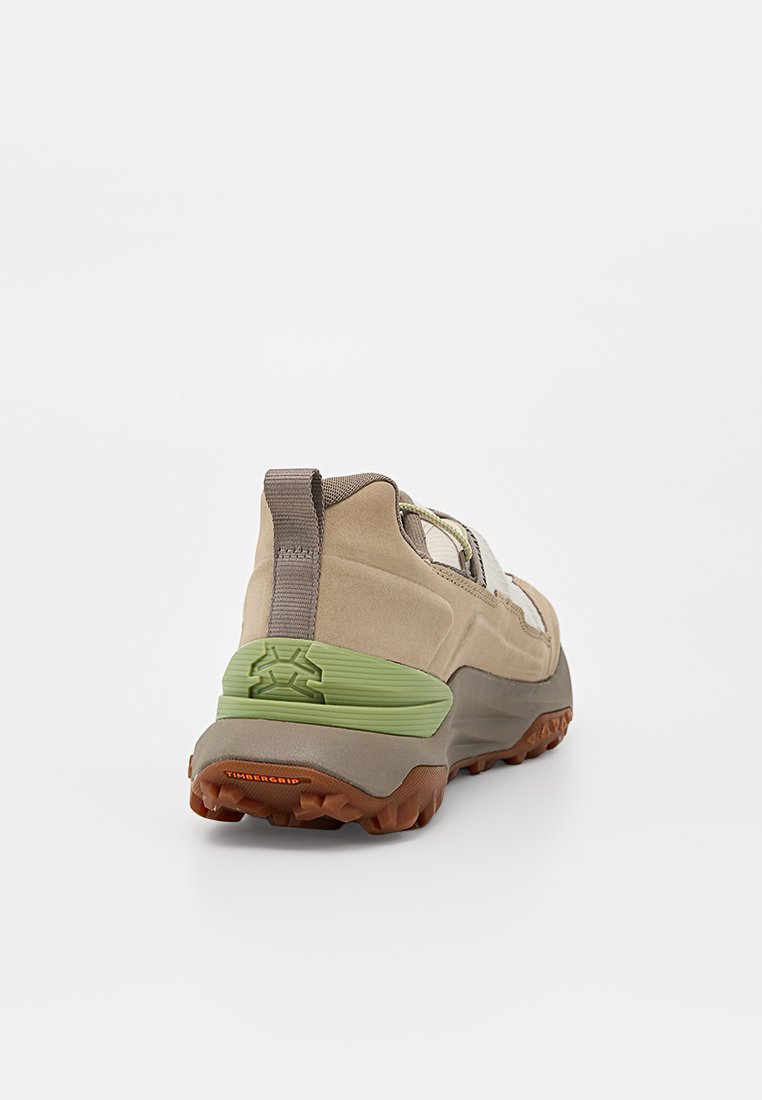 Sneaker low