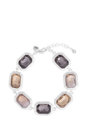 Pulsera de plata con seis piedras facetadas en forma octagonal en tonos de marrón y gris, con un cierre y cadena ajustable para un mejor ajuste.