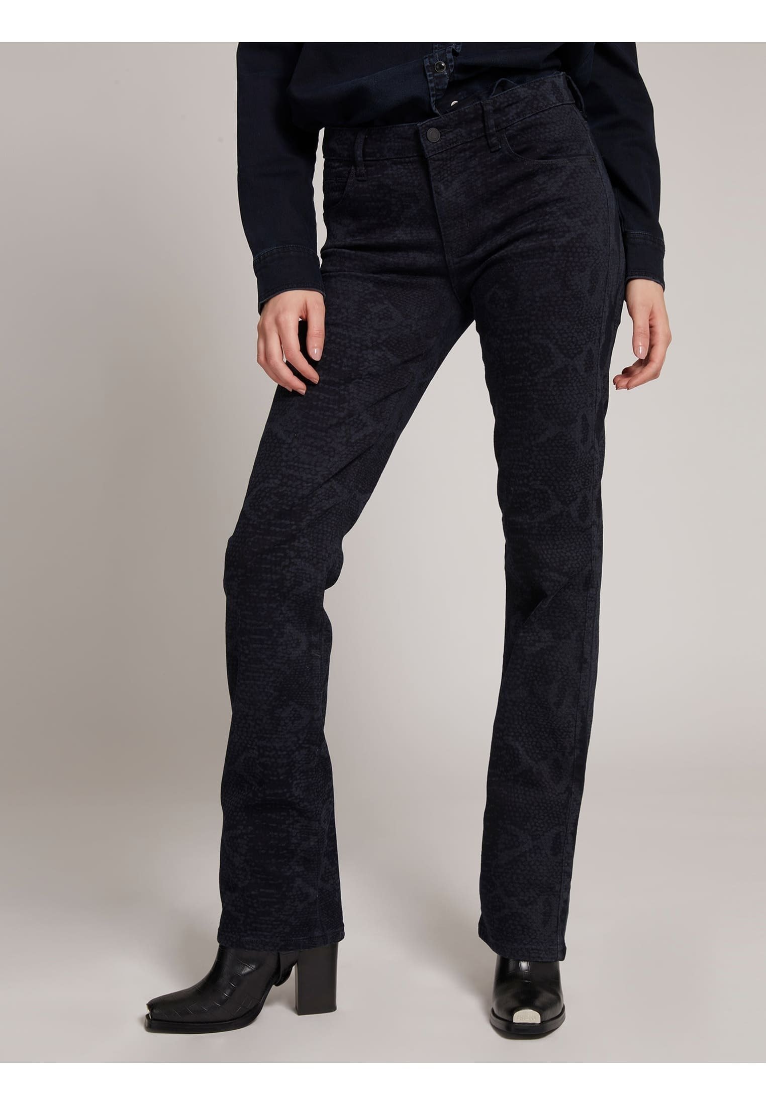 Guess Jeans a sigaretta - black/nero - Zalando.it