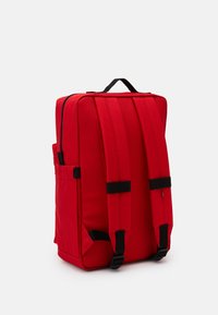 Levi's® LEVI'S® L PACK STANDARD BACKPACK UNISEX - Mochila - dull red