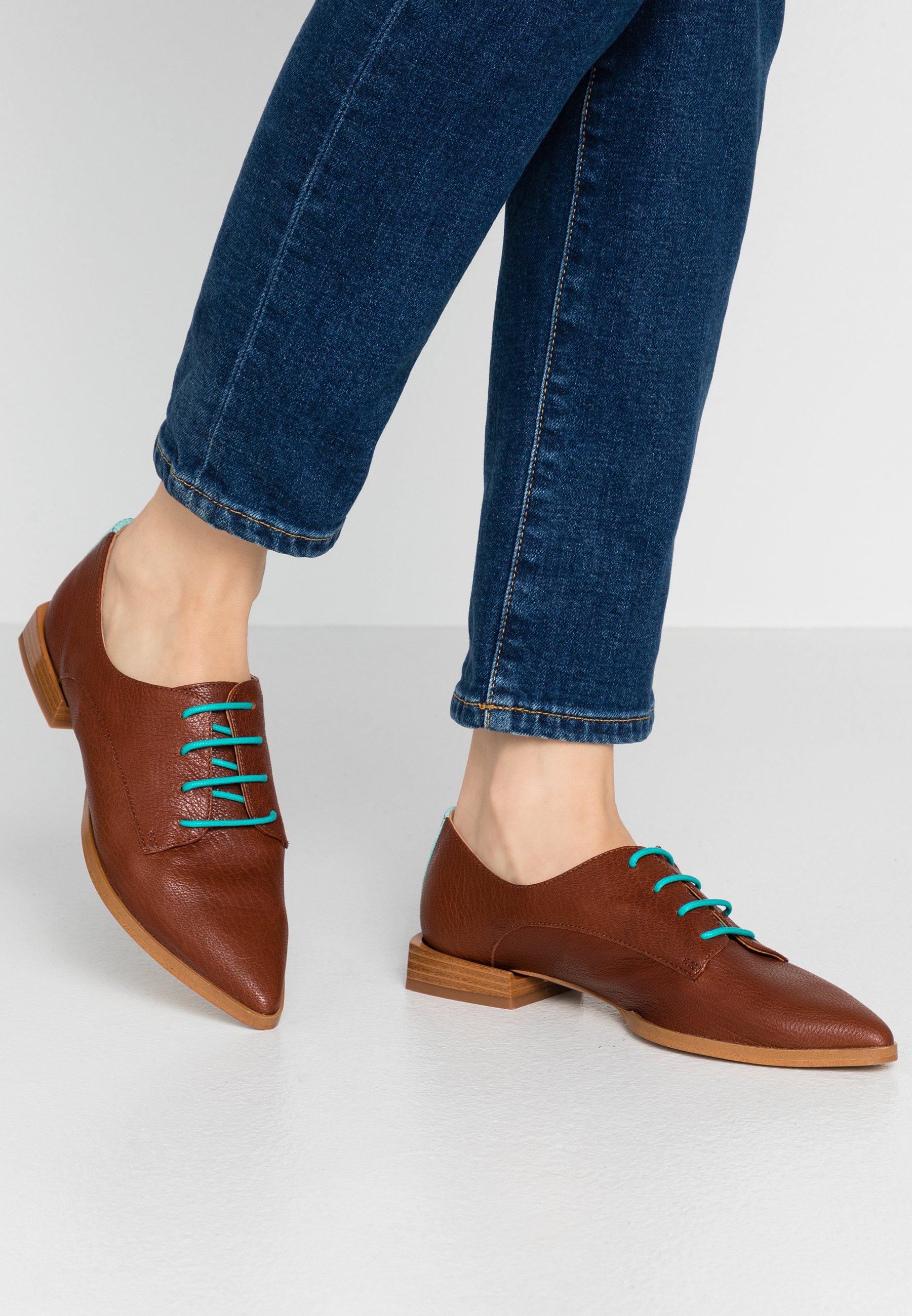 soulier intervalle
