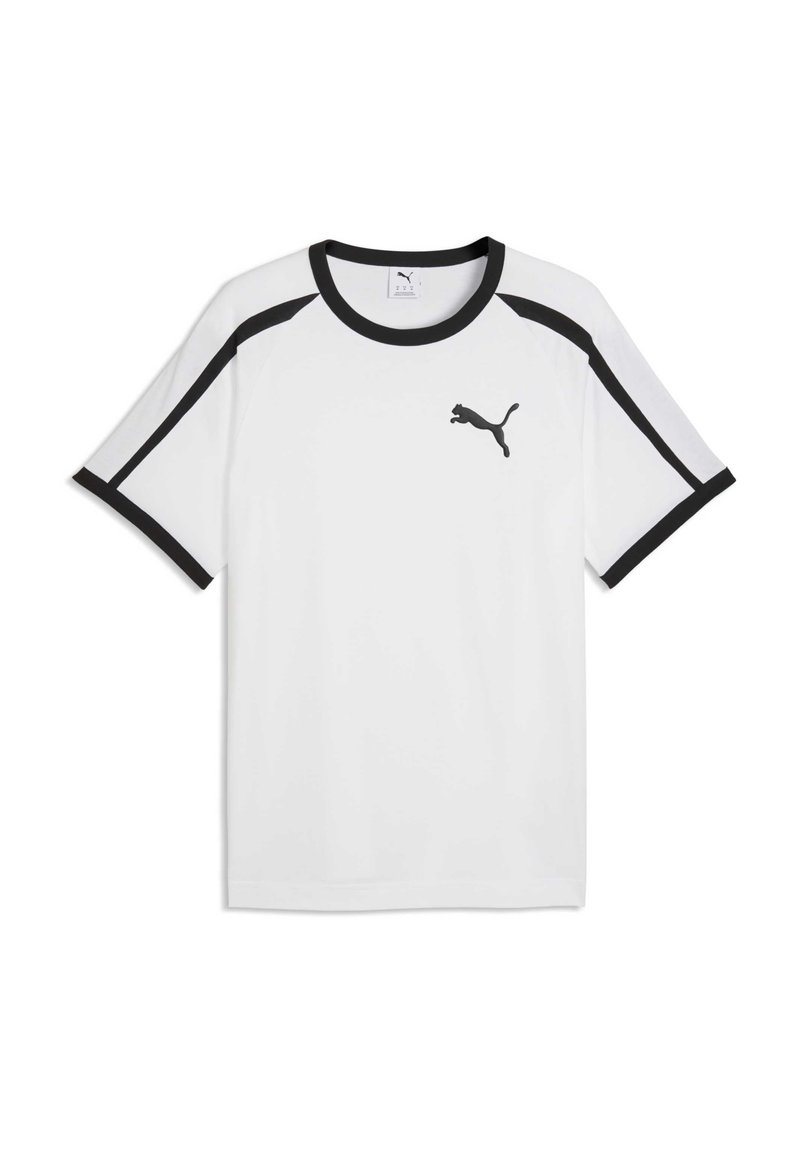 T-shirt de sport blanc avec des accents noirs. Présente un col rond et des manches courtes. Petit logo Puma noir sur le côté gauche de la poitrine.