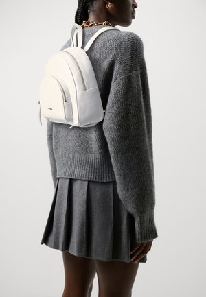 Coccinelle, GLEEN - Mochila - brillant white