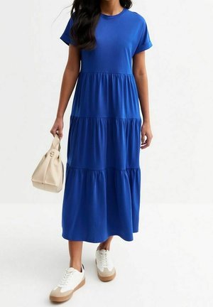 Sukienka z dżerseju