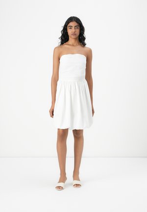 VMENAS - Day dress - bright white